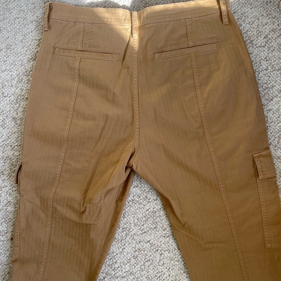 Madewell size 32 cargo pants. Tan worn twice - Picture 8 of 8